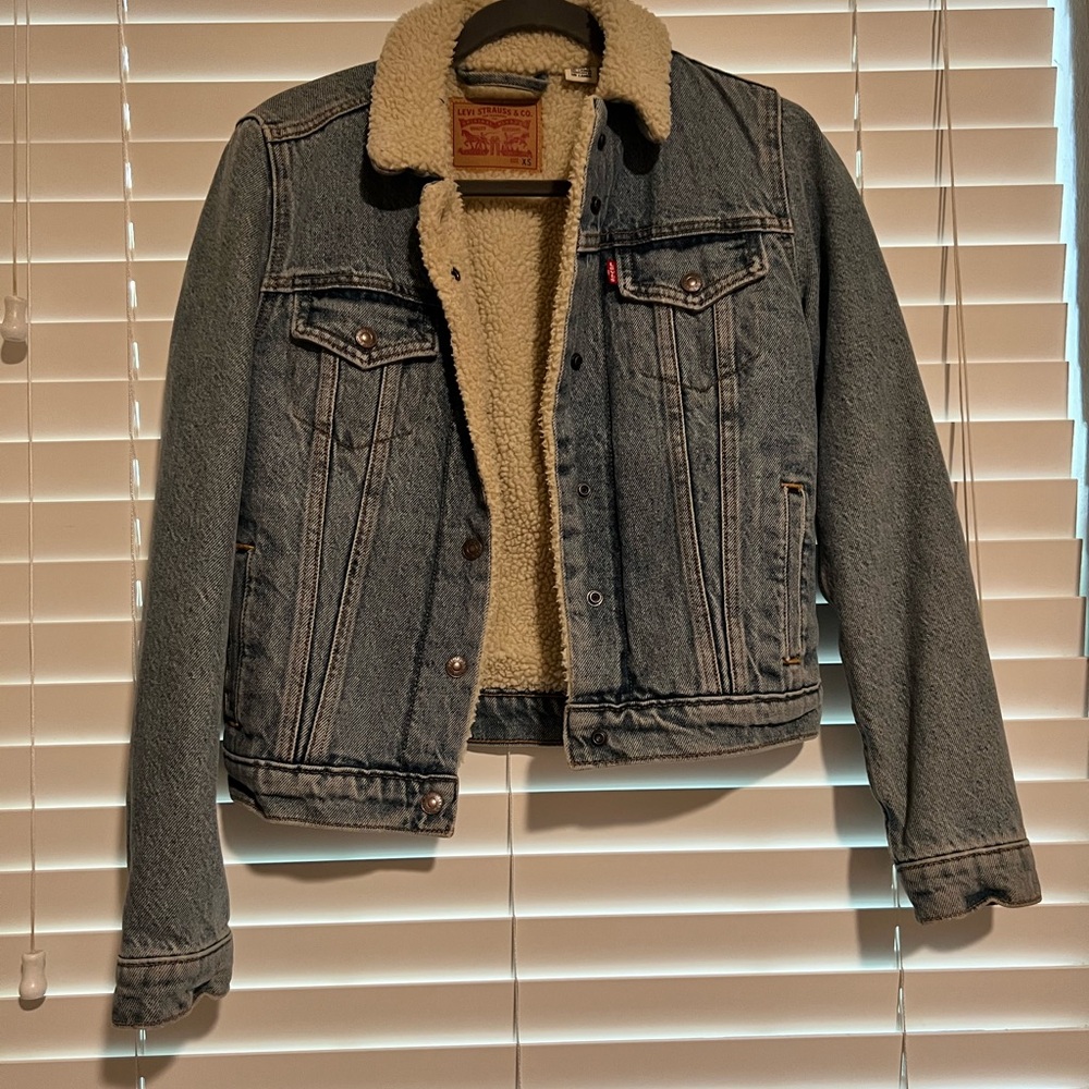 Levi's Denim Jacket with Sherpa Lining
